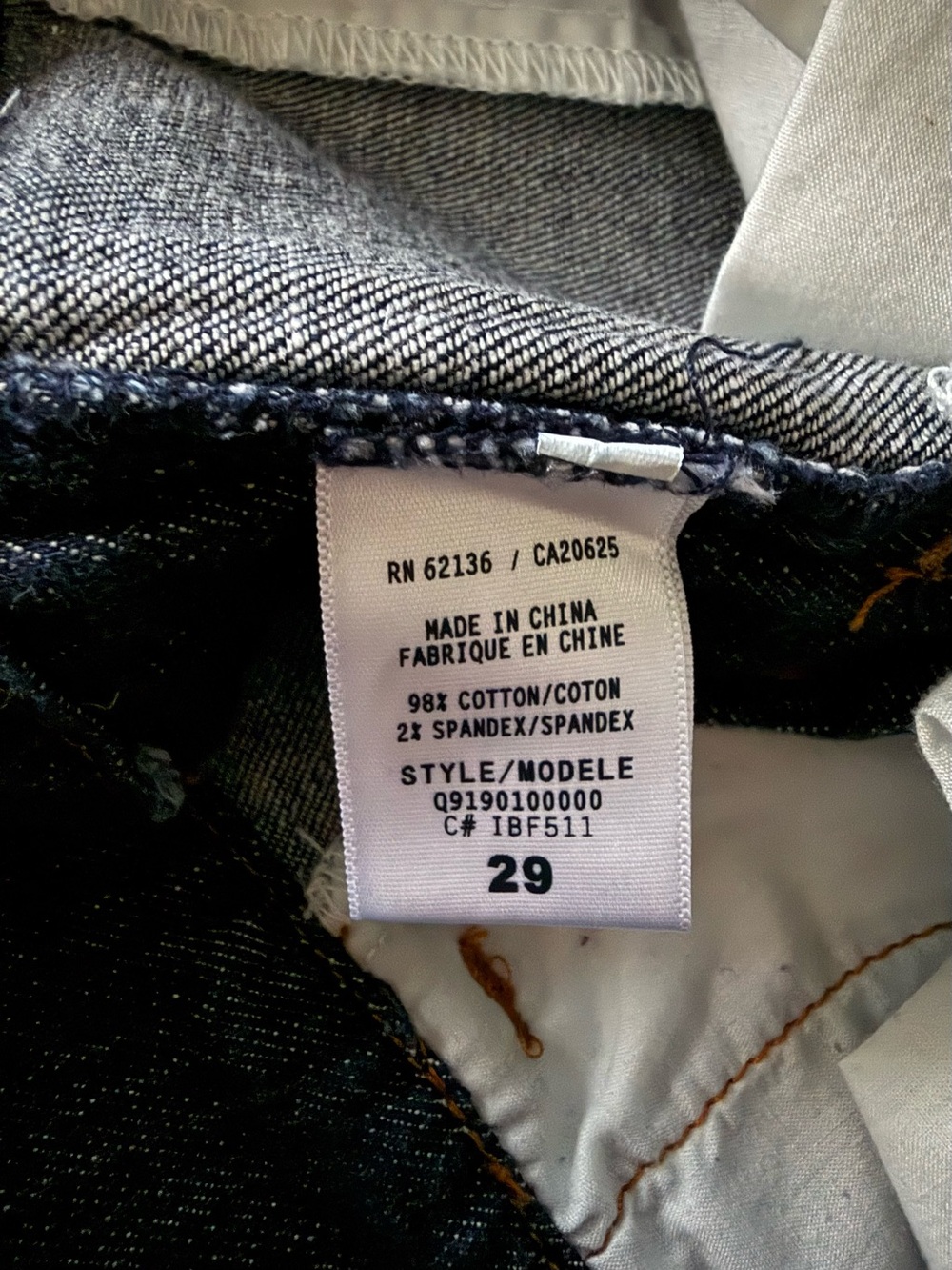 Vintage GUESS Jeans Y2K Low Rise Double Button Denim Jean Shorts - Picture 9 of 9